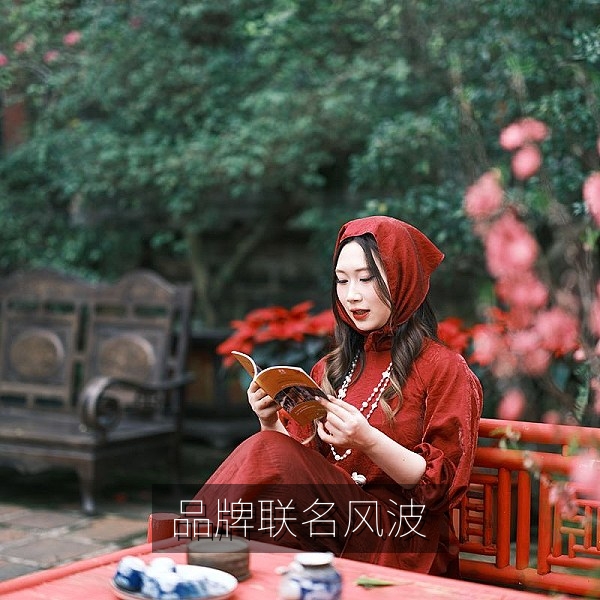 品牌联名风波成为网络吃瓜热点的讨论配图
