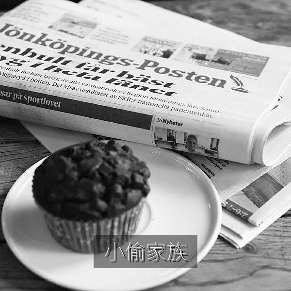 日本电影《小偷家族》海报，是枝裕和家庭题材日韩电影推荐