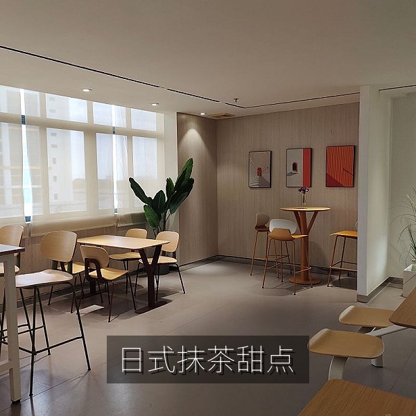 日式抹茶甜点与和果子伴手礼摆盘
